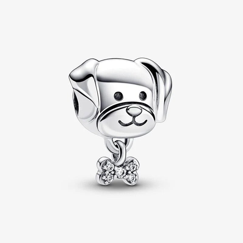Charm perro plateado
