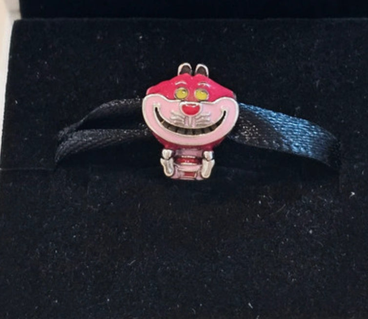 Charm Pandora gato Alicia nueva colección