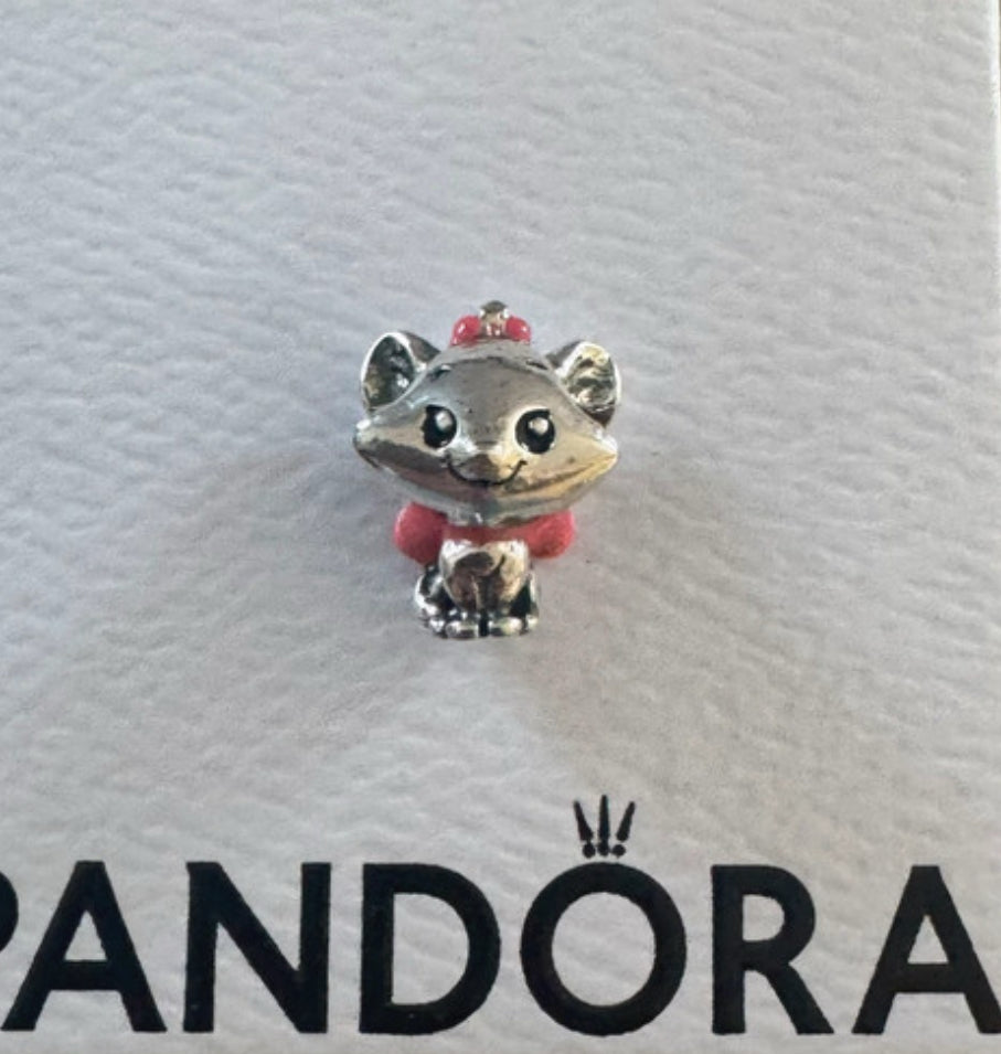 Gatita Disney
