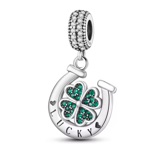 Charm trébol y herradura