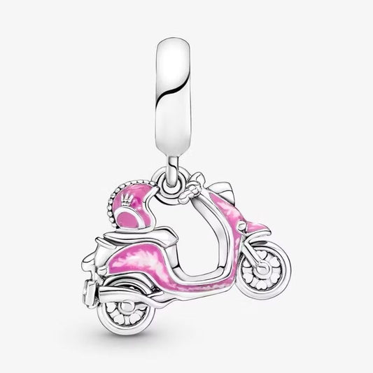 Charm moto rosa